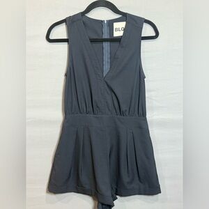 BLQ Navy Sleeveless V-Neck Romper – Size 0